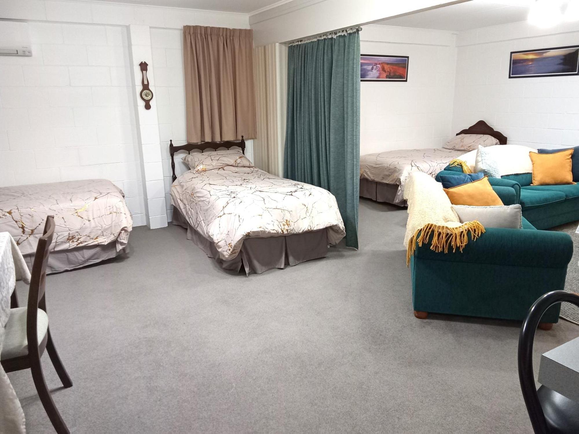 Park View 'Home Away From Home' Feilding Buitenkant foto